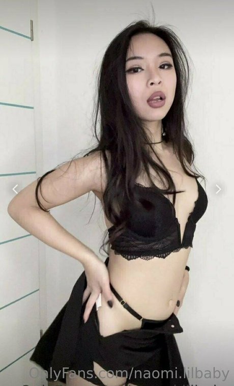 Nacktes geleaktes OnlyFans-Foto von Naomililbaby
