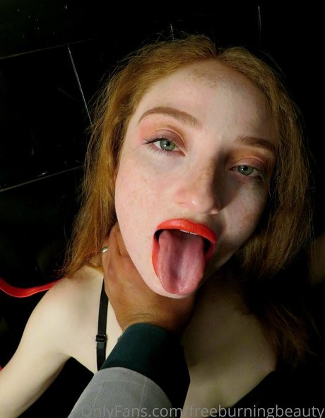 Nacktes geleaktes OnlyFans-Foto von Freeburningbeauty