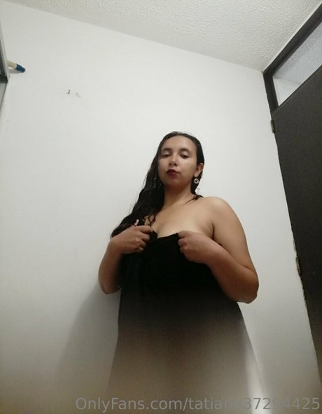 Nacktes geleaktes OnlyFans-Foto von Tatarica