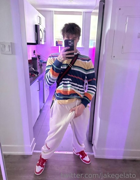 Nacktes geleaktes OnlyFans-Foto von Jakegelato