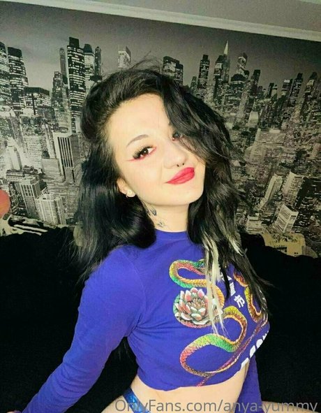 Nacktes geleaktes OnlyFans-Foto von Anndvoure