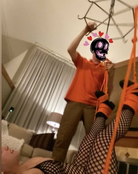 Nacktes geleaktes OnlyFans-Foto von Djsnarklepony