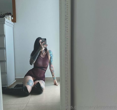 Nacktes geleaktes OnlyFans-Foto von Maryanromero