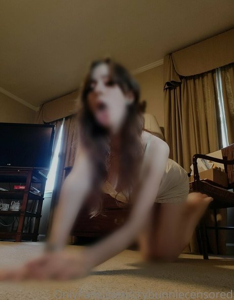 Nacktes geleaktes OnlyFans-Foto von Crybunniecensored