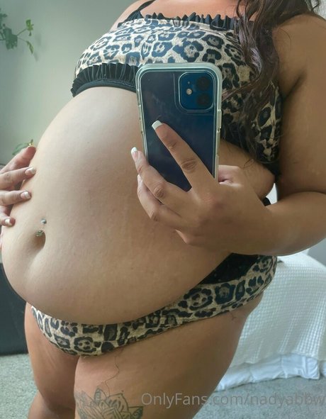 Nacktes geleaktes OnlyFans-Foto von Nadyabbw