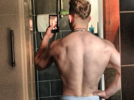 Muscle Adam