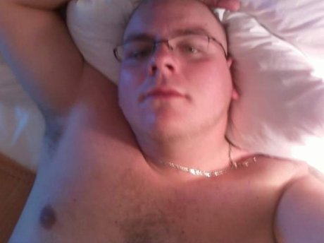 Nacktes geleaktes OnlyFans-Foto von Erek Awesome