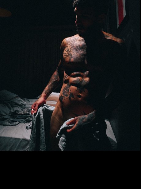 Nacktes geleaktes OnlyFans-Foto von Muccinidavi