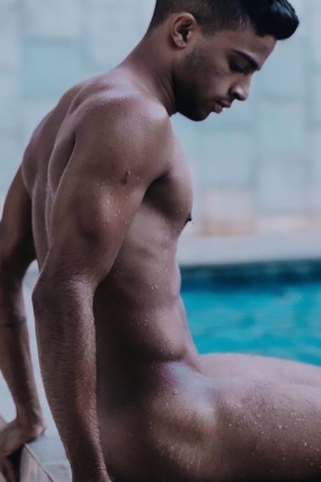 Nacktes geleaktes OnlyFans-Foto von Edmundo Tito