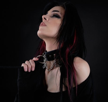 Nacktes geleaktes OnlyFans-Foto von Harley