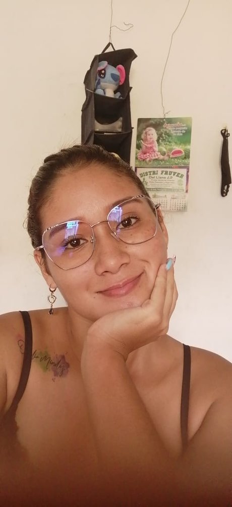 Nacktes geleaktes OnlyFans-Foto von Danielita