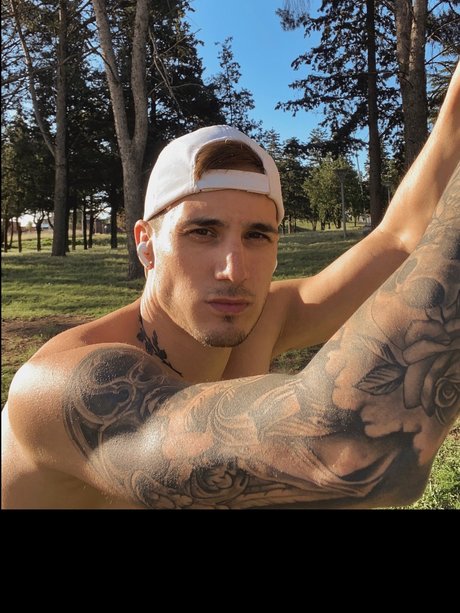 Nacktes geleaktes OnlyFans-Foto von Ezequiel