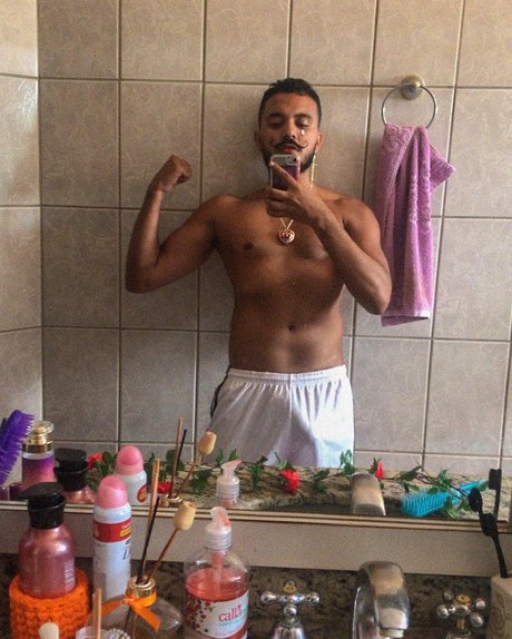 Nacktes geleaktes OnlyFans-Foto von Done