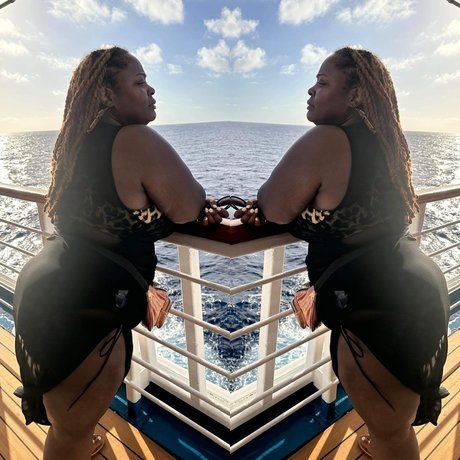 Nacktes geleaktes OnlyFans-Foto von Geminimarley
