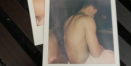 Nacktes geleaktes OnlyFans-Foto von Baby Lion