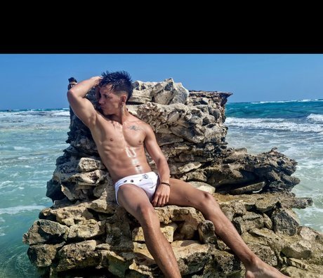 Nacktes geleaktes OnlyFans-Foto von Edd Guerrero