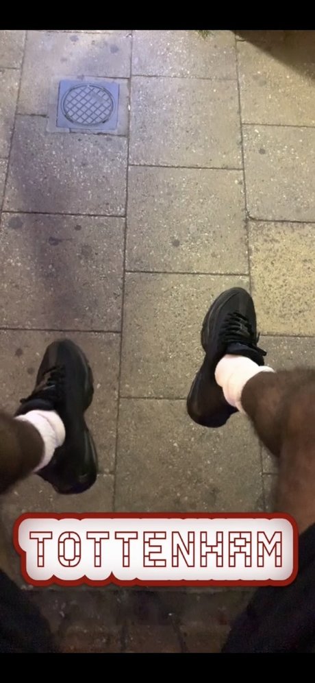 Nacktes geleaktes OnlyFans-Foto von Myke Hunt Thebackblower