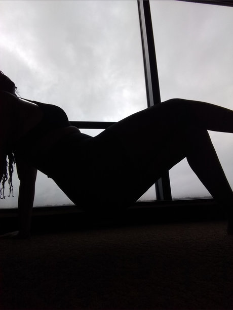 Nacktes geleaktes OnlyFans-Foto von Damned Little Baby