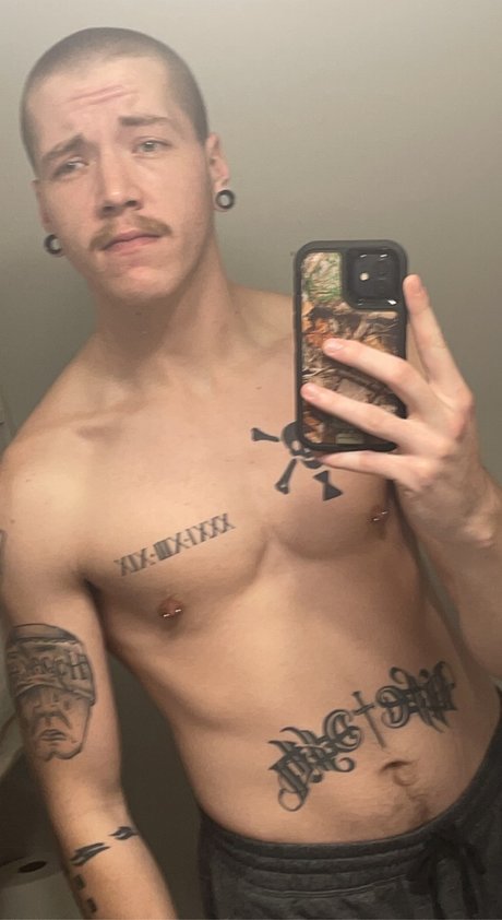 Nacktes geleaktes OnlyFans-Foto von John