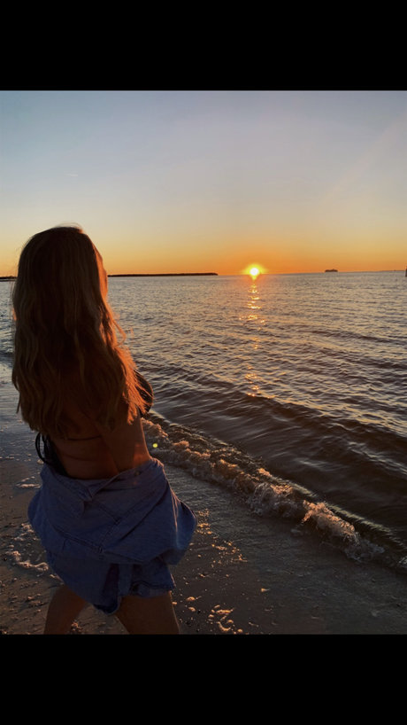 Nacktes geleaktes OnlyFans-Foto von Penny Tration