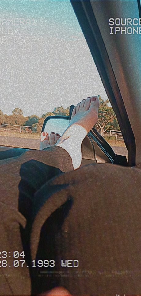 Nacktes geleaktes OnlyFans-Foto von Katies Feet 4 You