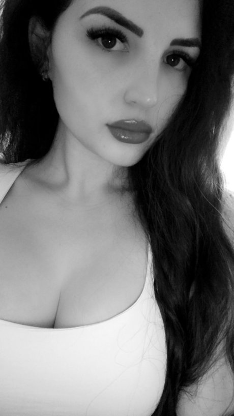 Nacktes geleaktes OnlyFans-Foto von Dominatrix Of Dreams