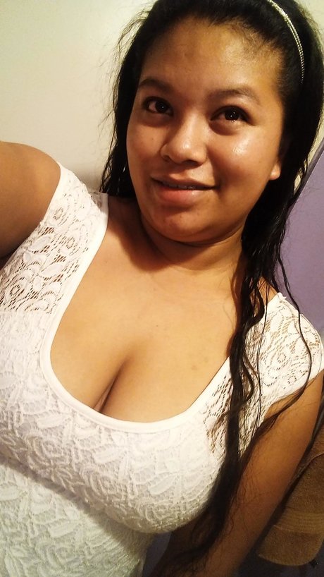 Nacktes geleaktes OnlyFans-Foto von Gpe Luna