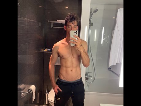 Nacktes geleaktes OnlyFans-Foto von Dominic