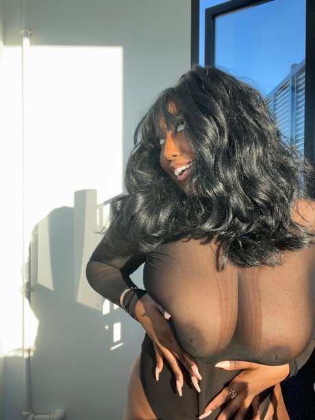 Nacktes geleaktes OnlyFans-Foto von Teasing Goddess