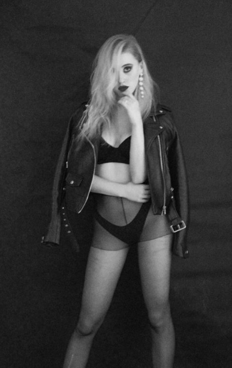 Nacktes geleaktes OnlyFans-Foto von Muszka