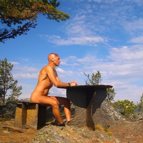 Nacktes geleaktes OnlyFans-Foto von Naked Viking Of Norway