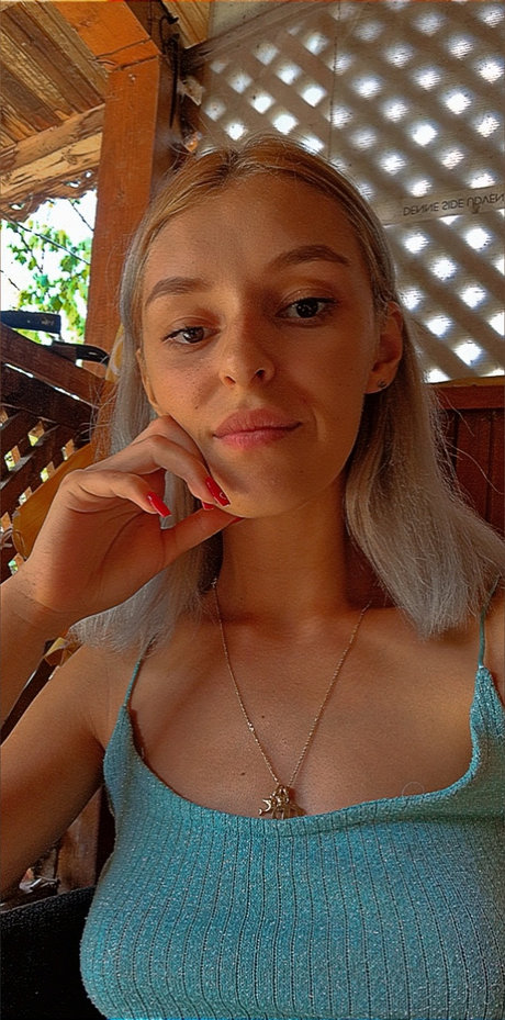 Nacktes geleaktes OnlyFans-Foto von Denisa