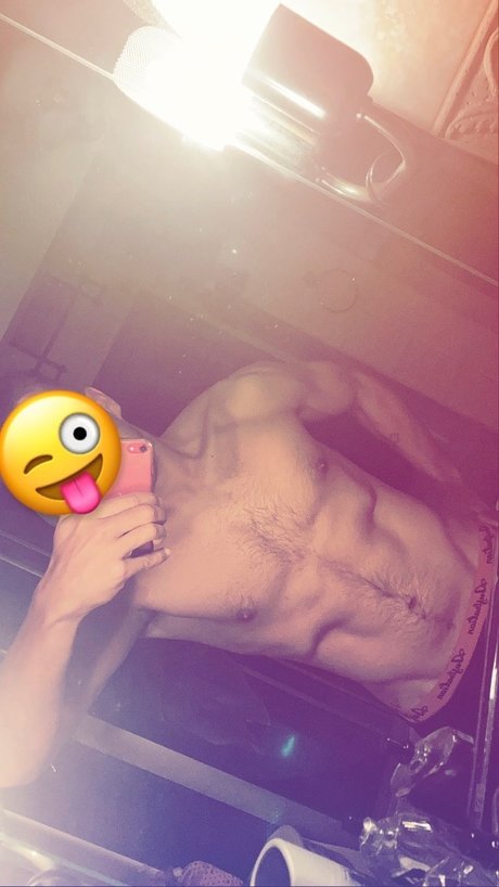 Nacktes geleaktes OnlyFans-Foto von Iamdominik