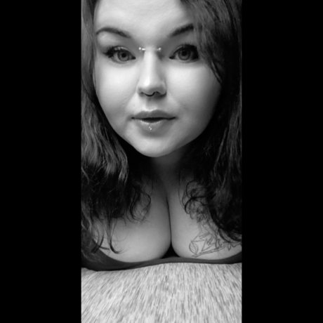 Nacktes geleaktes OnlyFans-Foto von Victoria