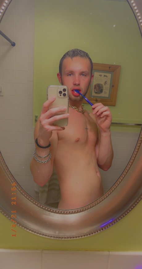 Nacktes geleaktes OnlyFans-Foto von Chase