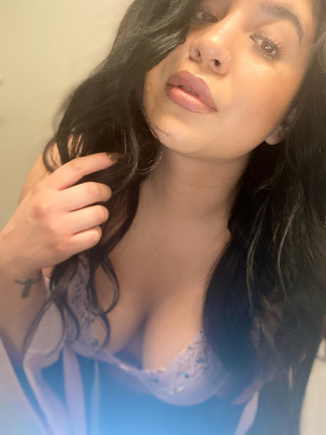 Nacktes geleaktes OnlyFans-Foto von Deisy