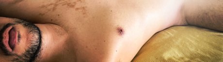 Nacktes geleaktes OnlyFans-Foto von Myth Curls
