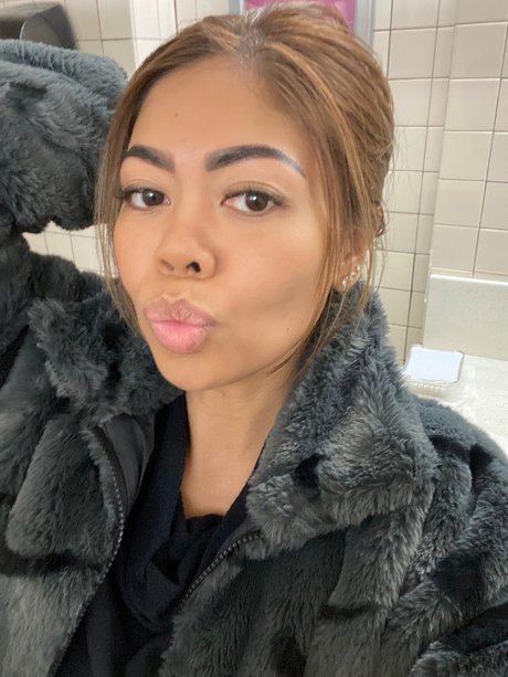 Nacktes geleaktes OnlyFans-Foto von Bbgurlunfold