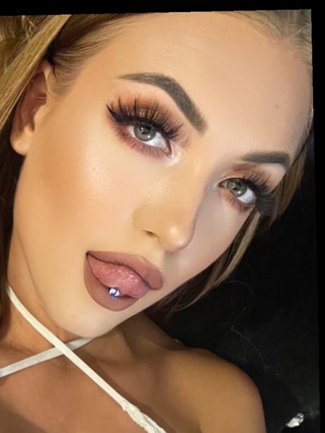 Nacktes geleaktes OnlyFans-Foto von Carley Jet