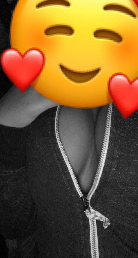 Nacktes geleaktes OnlyFans-Foto von New New