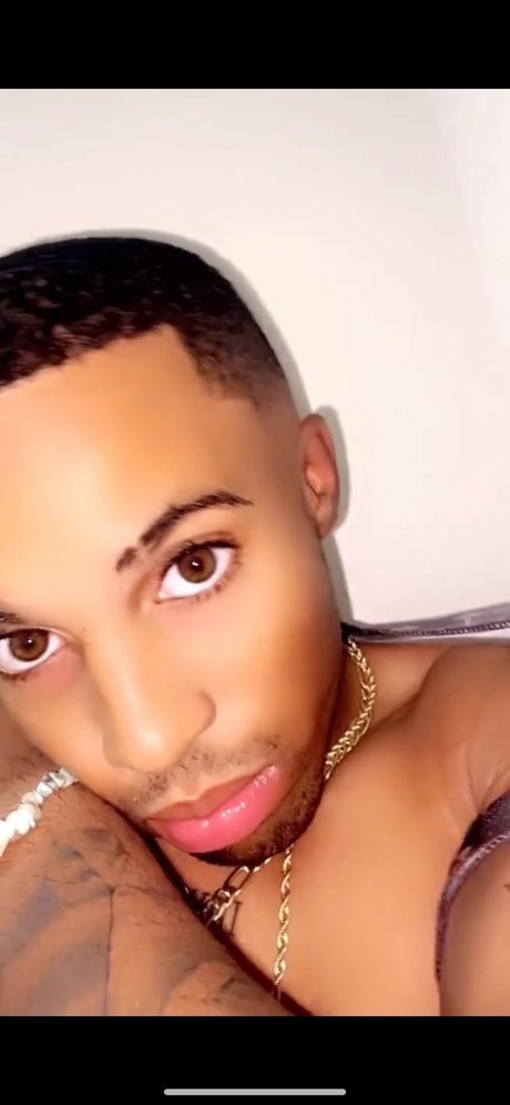 Nacktes geleaktes OnlyFans-Foto von Josiah Jackson