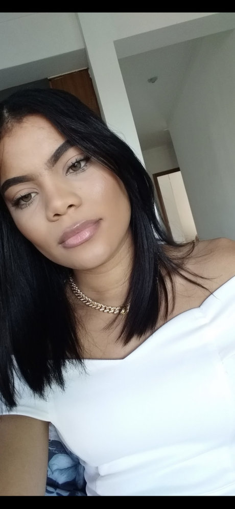 Nacktes geleaktes OnlyFans-Foto von Nash