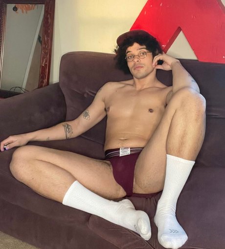 Nacktes geleaktes OnlyFans-Foto von Willi