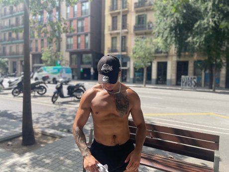 Nacktes geleaktes OnlyFans-Foto von Derek