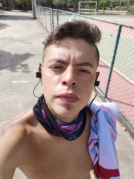 Nacktes geleaktes OnlyFans-Foto von Di Juan