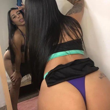 Nacktes geleaktes OnlyFans-Foto von Nathasha Rvette