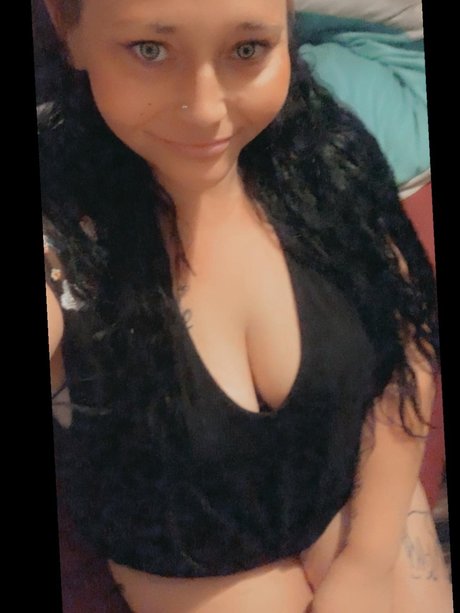 Curvy Goddess
