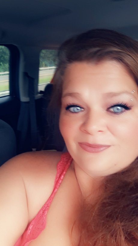 Nacktes geleaktes OnlyFans-Foto von Crystal Fire