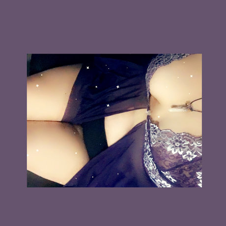 Nacktes geleaktes OnlyFans-Foto von Pandababy 