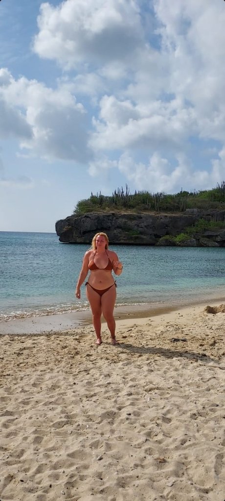 Nacktes geleaktes OnlyFans-Foto von Miss Nanini